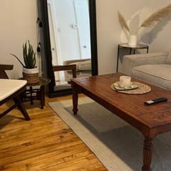 Cozy stay- at the heart of Le Plateau