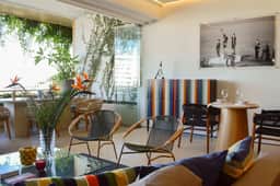 The Jungle - SOHO luxury with Chef's kitchen. - Image 3