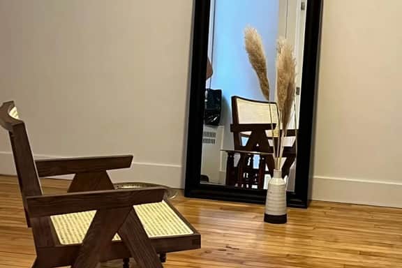 Cozy stay- at the heart of Le Plateau - Image 5