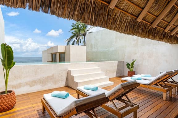 Villa Chukum Beachfront, Punta de Mita, Litibu - Image 1